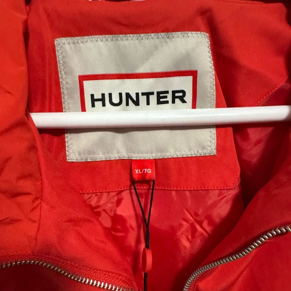 Hunter new bold